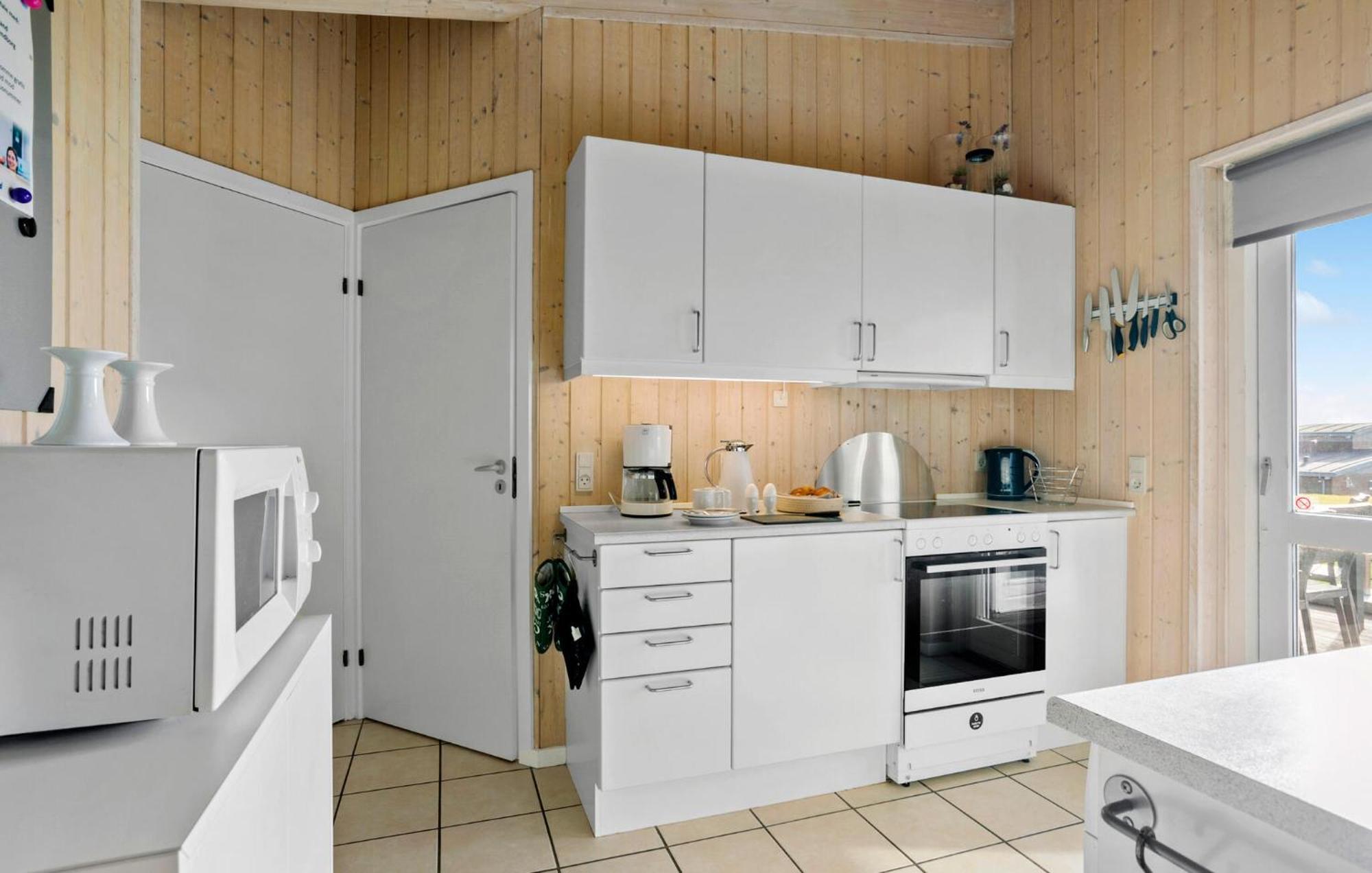 4 Bedroom Nice Home In Fåborg Extérieur photo